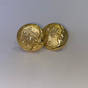 BUTLE earrings clips vintage 80s USA Colored enamel, Golden earrings, Eggplant color earrings Coin labeling Vintage Hoop
