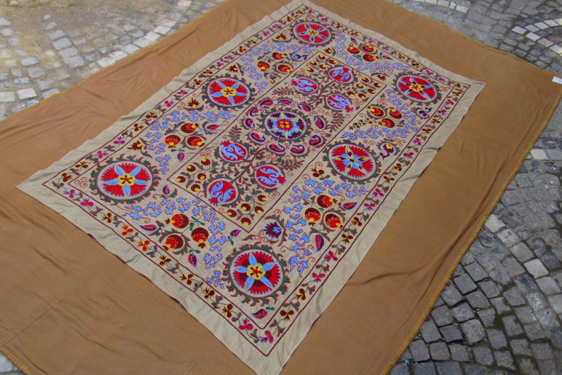 Wall Hanging Suzani,Silk Embroidery,Cotton Fabric,Needlework Suzani,Bedspread Bedding,Table Clothes 7/'0 feet x4/'4 feet No:649 Free Shipping