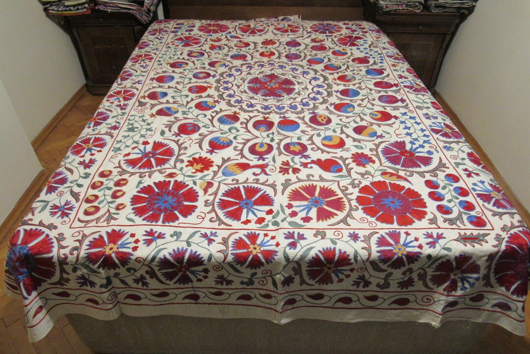 Silk Embroidery Suzani,cotton Fabric,suzani Bedding,suzani Bedspread