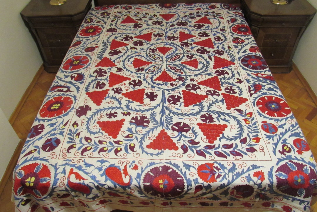 Silk Embroidery Suzani,cotton Fabric,suzani Bedding,suzani Bedspread