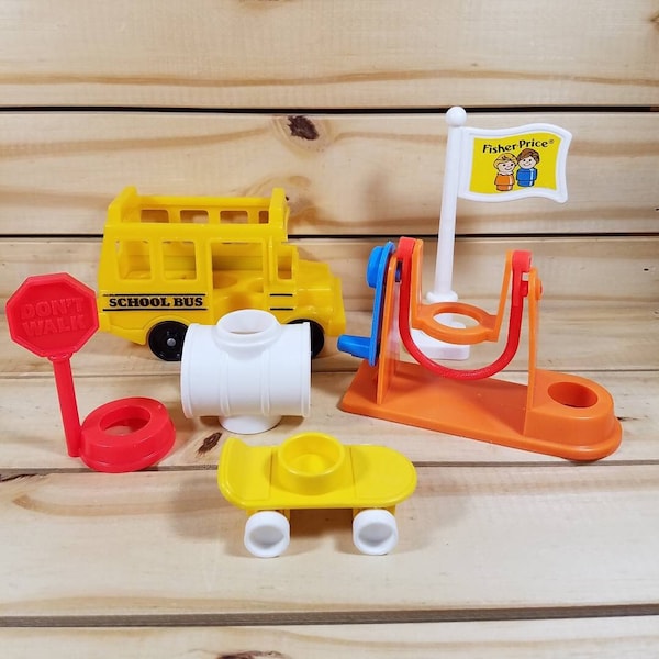 School Parts ~ Vintage Fisher Price Little People's #2550 School Replacement Parts. Pick your piece from the drop down..