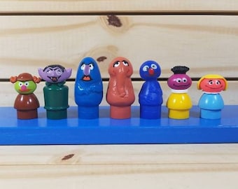More! Characters ~ Vintage Fisher Price Little People's #940 More! Sesame Street Characters! Pick your piece..