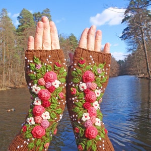 Fingerless Gloves With Embroidered, Gloves long womens ,Flowers gloves, Gloves Embroidered roses ,Hand warmers