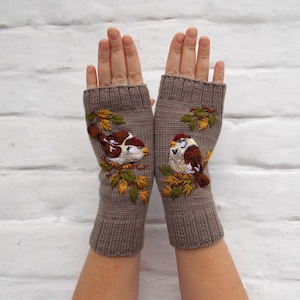 Embroidered Gloves With Bird, Fingerless Mittens With Sparrow, Beige Womens Arm Warmers, Knitted Fingerless Gloves