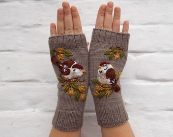 Embroidered Gloves With Bird, Fingerless Mittens With Sparrow, Beige Womens Arm Warmers, Knitted Fingerless Gloves