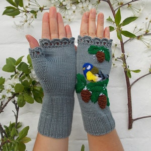 Embroidered Gloves Titmouse, Knitted Fingerless Gloves with a bird, Wrist Warmers Embroidery, Cones, Spruce zdjęcie 8