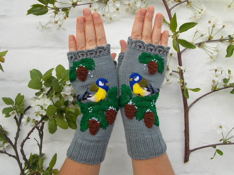 Embroidered Gloves Titmouse, Knitted Fingerless Gloves with a bird, Wrist Warmers Embroidery, Cones, Spruce zdjęcie 4