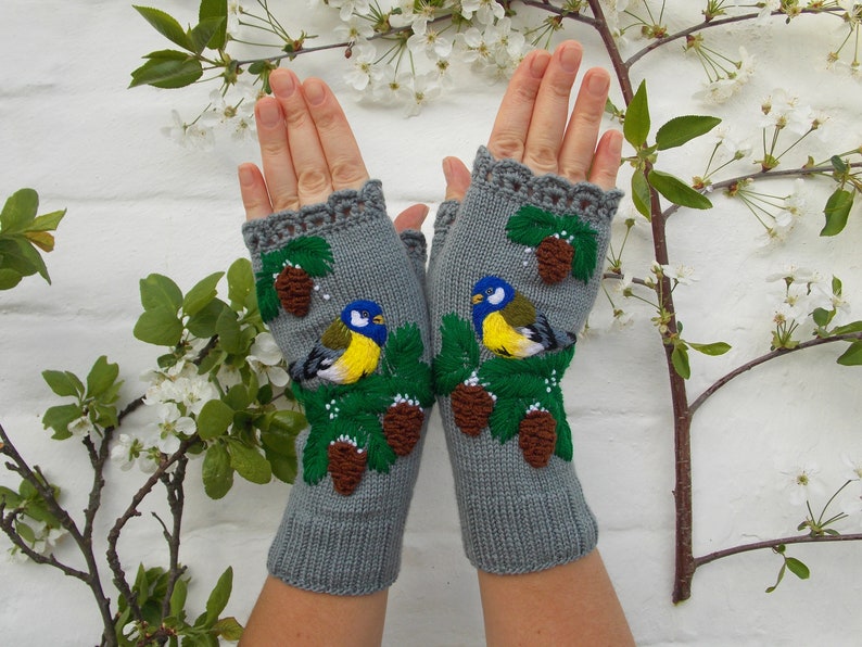 Embroidered Gloves Titmouse, Knitted Fingerless Gloves with a bird, Wrist Warmers Embroidery, Cones, Spruce zdjęcie 2