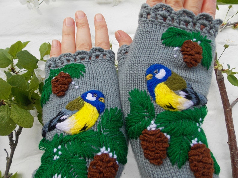 Embroidered Gloves Titmouse, Knitted Fingerless Gloves with a bird, Wrist Warmers Embroidery, Cones, Spruce zdjęcie 3