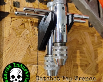 Dual Ratchet Tap Wrench Wall Mount