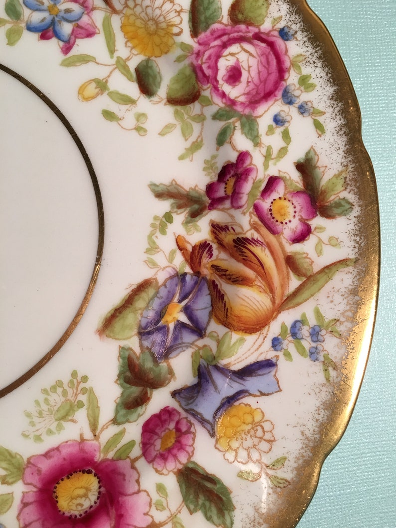 Vintage Hammersley & Co, Queen Anne Bone China 9 1/8 Dinner Plate Brushed Gold , Chintz 1930s image 2