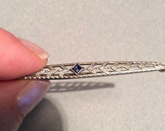 Antique Edwardian 10K White Gold Sapphire Filigree Bar Pin Brooch - Vintage 1910s Art Deco Bar Pin