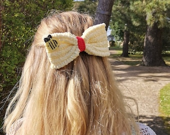 Crochet bow - Childhood sweetness - Hair accessory