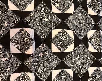 Black and White floral quilt