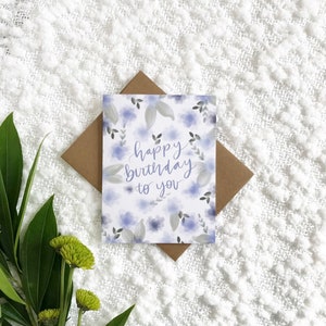 Cartes et | d’enveloppe blanc à l’intérieur |  anniversaire, en pensant à vous, félicitations | Lin
