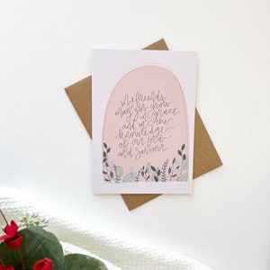 Cartes et | d’enveloppe Mes amis, puissiez-vous grandir dans la grâce | blanc à l’intérieur | | d’encouragement Penser à vous | | de salutation Sœur secrète | Anniversaire