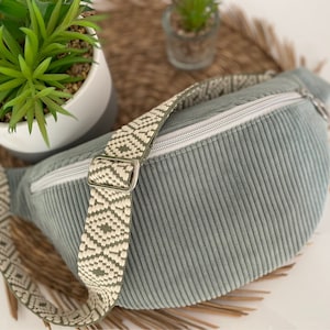 ALMOND GREEN velvet fanny pack CUSTOMIZABLE removable patterned strap of your choice Fancy label Two sizes image 1