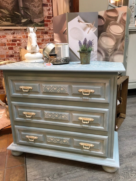 Shabby Vintage Dresser With 3 Drawers Chalk Paint Possible Etsy