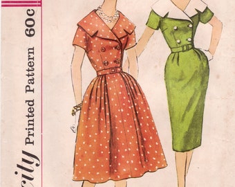 Simplicity 3443 // Early 1960s Fit-and-Flare or Wiggle Dress with Large Collar // Bust 39 / Waist 33 / Hip 43