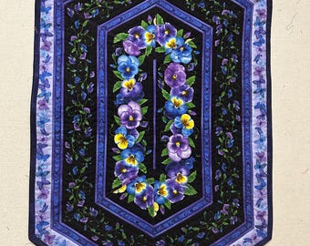 Pansies in Purple (table Runners)