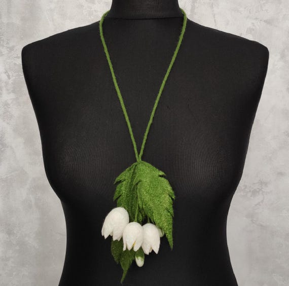 Felt Wool Necklace White Bells, Felted Floral Lariat Women's, Woolen Jewelry Bouquet Flowers, Boho Necklace, Gift for Her
