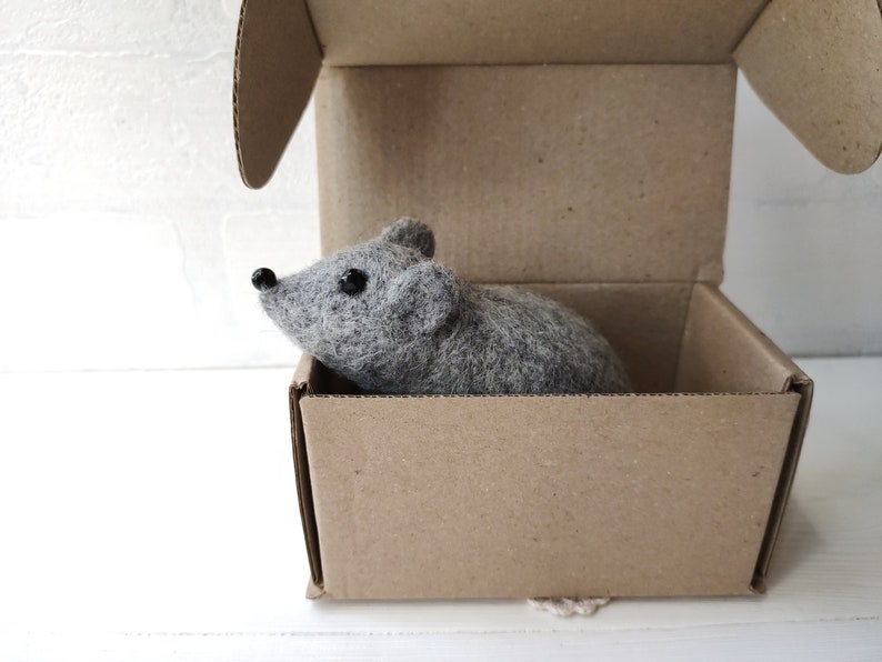 Felt woolen handmade pin cushion animal Felted wool pincushion gray mouse or rat Gift for Mom sewer seamstress