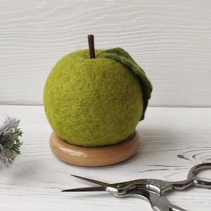 Grünes Nadelkissen Apfel, Nadelkissen gefilzt, Nadelkissen, Nadelkissen, Nadelkissen, Nadelkissen, Nadelkissen, Nadelkissen, Nadelkissen, Nadelkissen, Nadelkissen, Nadelkissen, Kissen, Nadelkissen, Tischdeko,