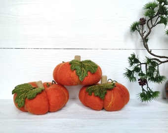 Coussin à épingles en feutre de laine, citrouille orange, grand coussin à épingles en feutre, coussin à l'aiguille fait main, cadeau pour tailleur, cadeau pour couturière, cadeau pour maman