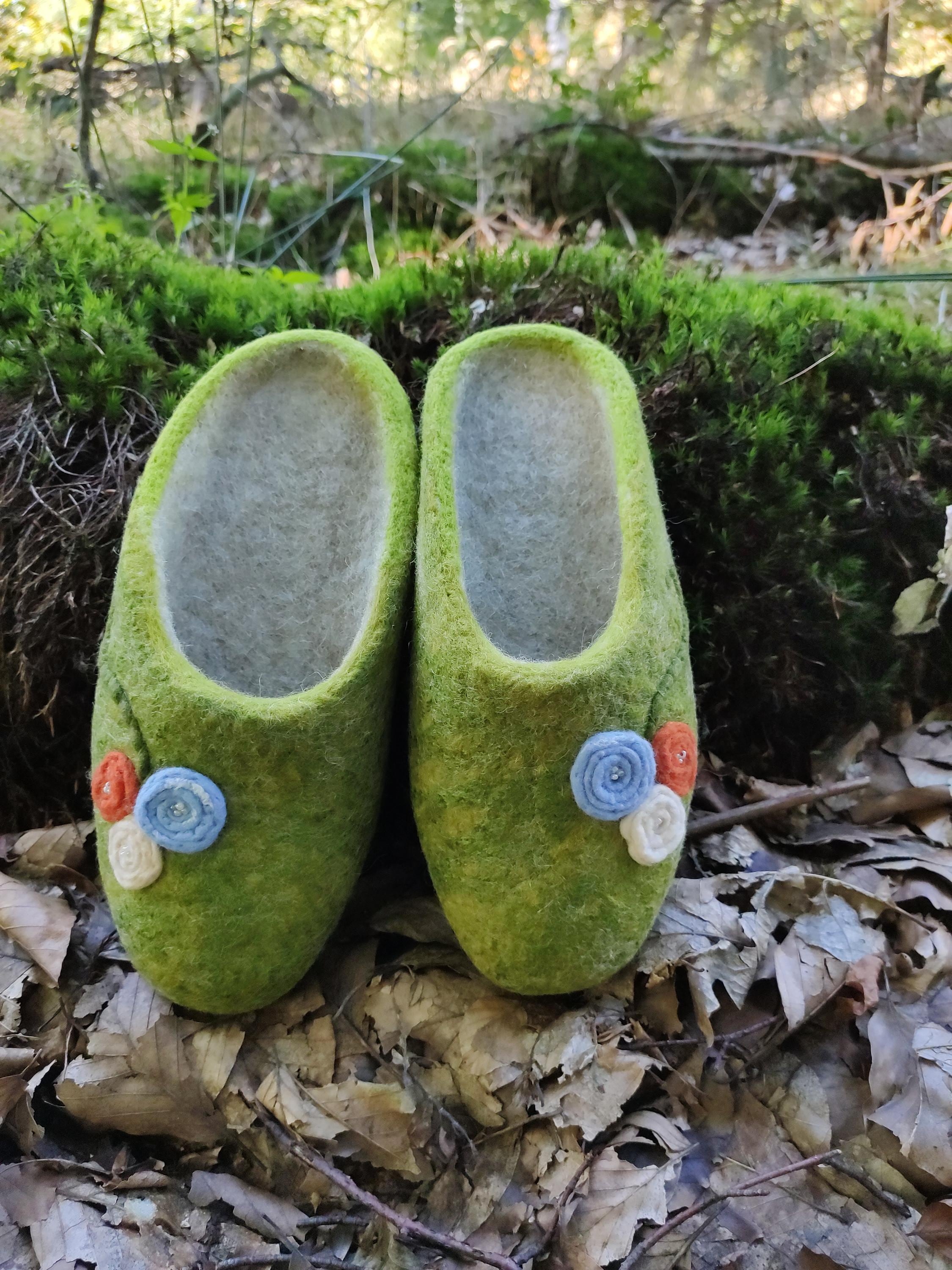 Felted Wool Slippers Women, Felt Cozy Home Shoes, Handmade House Clogs, Women's Size 5, Christmas Gift For Girl