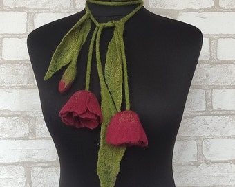 Felted wool jewelry to neck, Felt necklace with burgundy flowers, Woolen lariat with tulips, Felt flower jewelry, Gift for sister, girl, mom
