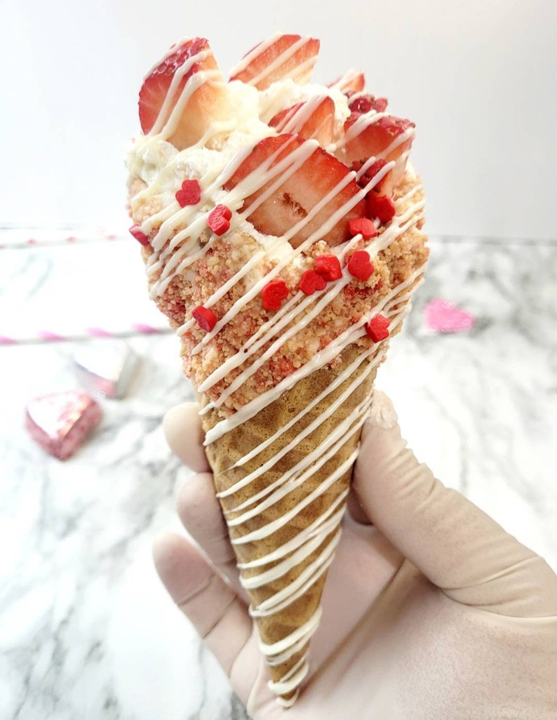 Strawberry Cheesecake Stuffed Waffle Cone Recipe Nobake Etsy