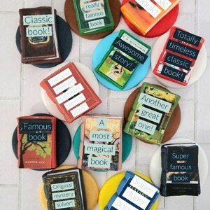 Book cupcake toppers, fondant book cupcake toppers, Book cake toppers, Custom book cupcake toppers