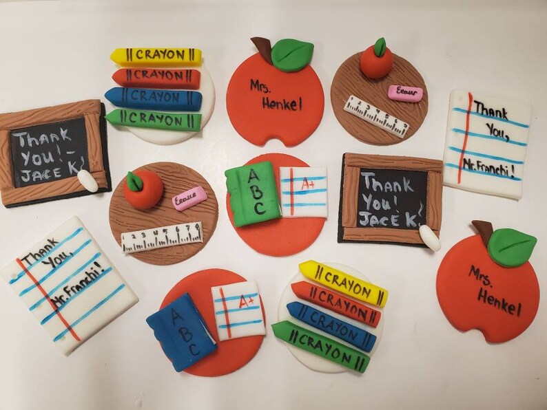 teacher appreciation cupcakes classroom cupcake toppers school cupcakes school cupcake toppers student cupcake Teacher cupcake toppers