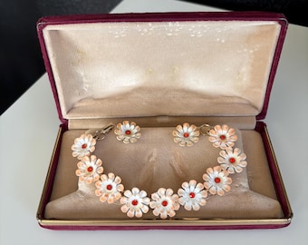 Vintage Flower Bracelet and Screwback Earrings Set - Daisies - Floral Jewelry