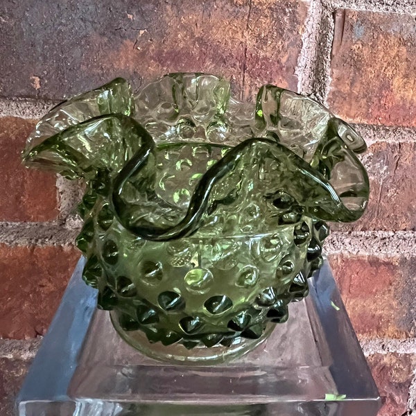 Vintage Fenton Maybe Colonial Green Ruffled Hobnail Vase, Avocado Hobnail Vase, Cute Ruffle Vintage Vase
