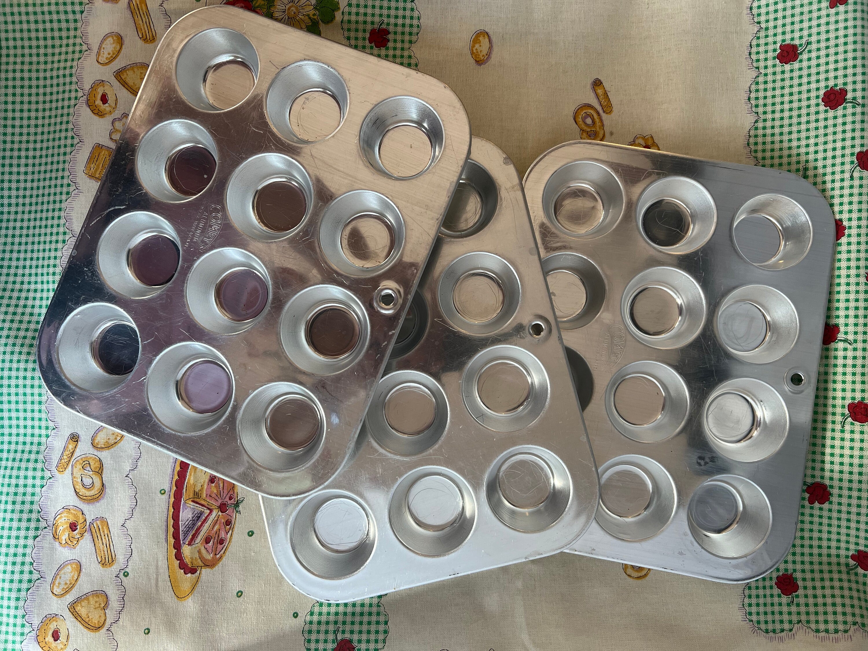 Comet Aluminum Mini Muffin Tin Excellent Unused Condition