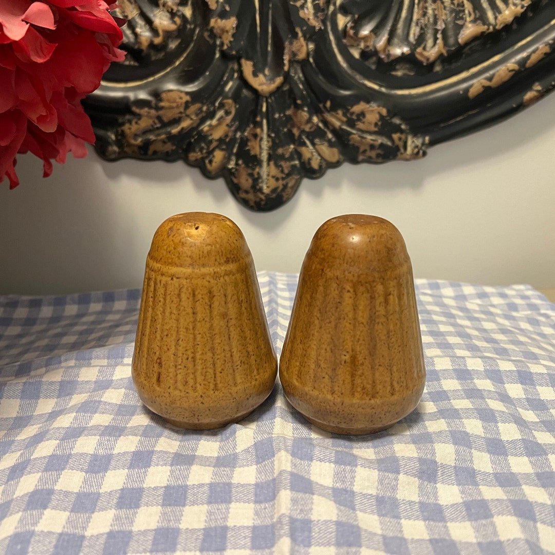 Vintage Mojave Brown by Monmouth Pottery Salt and Pepper Shakers, Maple