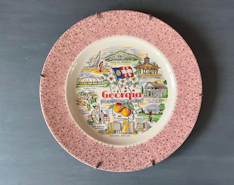 Vintage Georgia State Souvenir Collectors Plate 10" Pink Border Mid-Century Tourist Plate Road Trip Travel Memorabilia w/ Wire Hanger