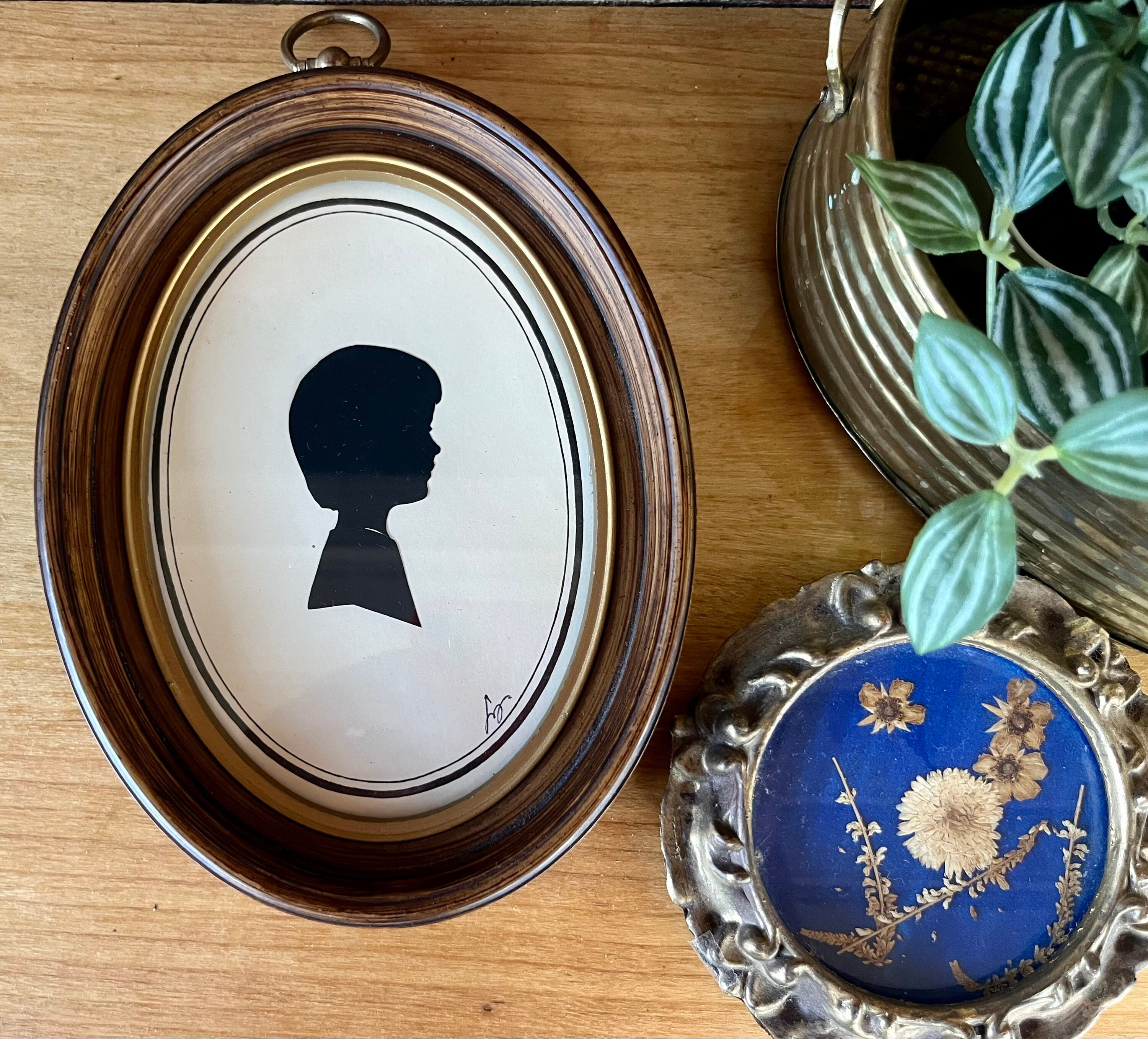 Antique Oval Frame Silhouette