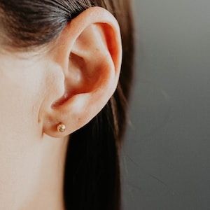 Tiny Dot Earrings, Gold Stud Earrings, Dot Stud Earrings, Tiny Stud Earrings, Simple Gold Earrings, Gold Filled Stud Earrings, 4MM Stud