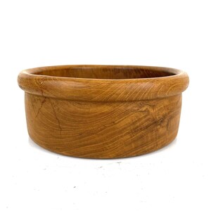 Salad Bowl, Serving Bowl, Vintage Teak Wood Thailand Wooden in Salad Bowl 10&quot; Diameter MCM Vintage Genuine