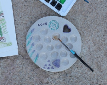 Love in Every Stroke: Round Ceramic Watercolor Palette (15-Well, 16cm)