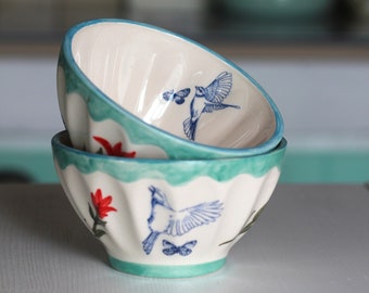 Set of 2 Bowls, Hand-Painted Birds Ceramic Bowls - Unique Home Decor and Kitchenware, Soup Bowl, Salad Bowl, Breakfast Bowl, Medium Size