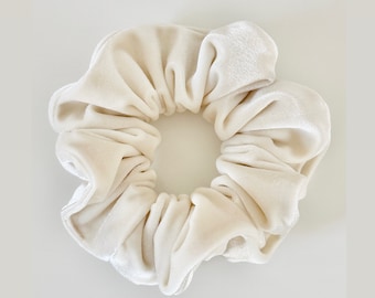 Ivory Velvet Scrunchie | Cream Off White Velvet Hair Tie