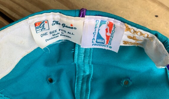 Vintage 90s Charlotte Hornets Embroidered The Gam… - image 5