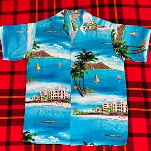Vintage 50s Jolani Sportswear Rayon loop Collar Hawaiian Tropical Ocean Blue Shirt Sz S