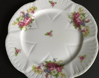 Lovely Vintage Shelley Scalloped Luncheon or Salad Plate Pattern Hulmes Rose