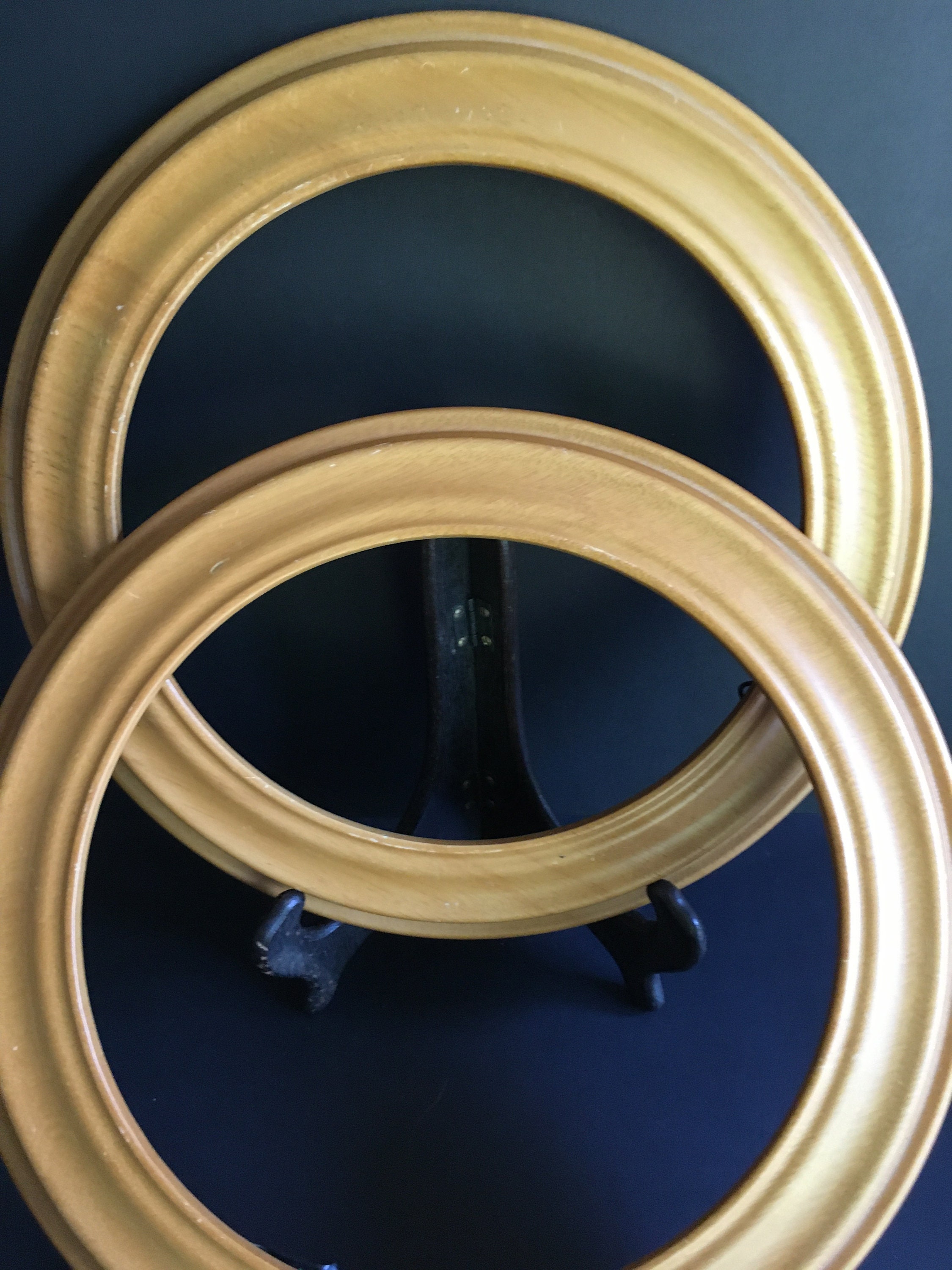 Set of 3 Vanhygan & Smythe Round Wood Plate Frames in a Etsy