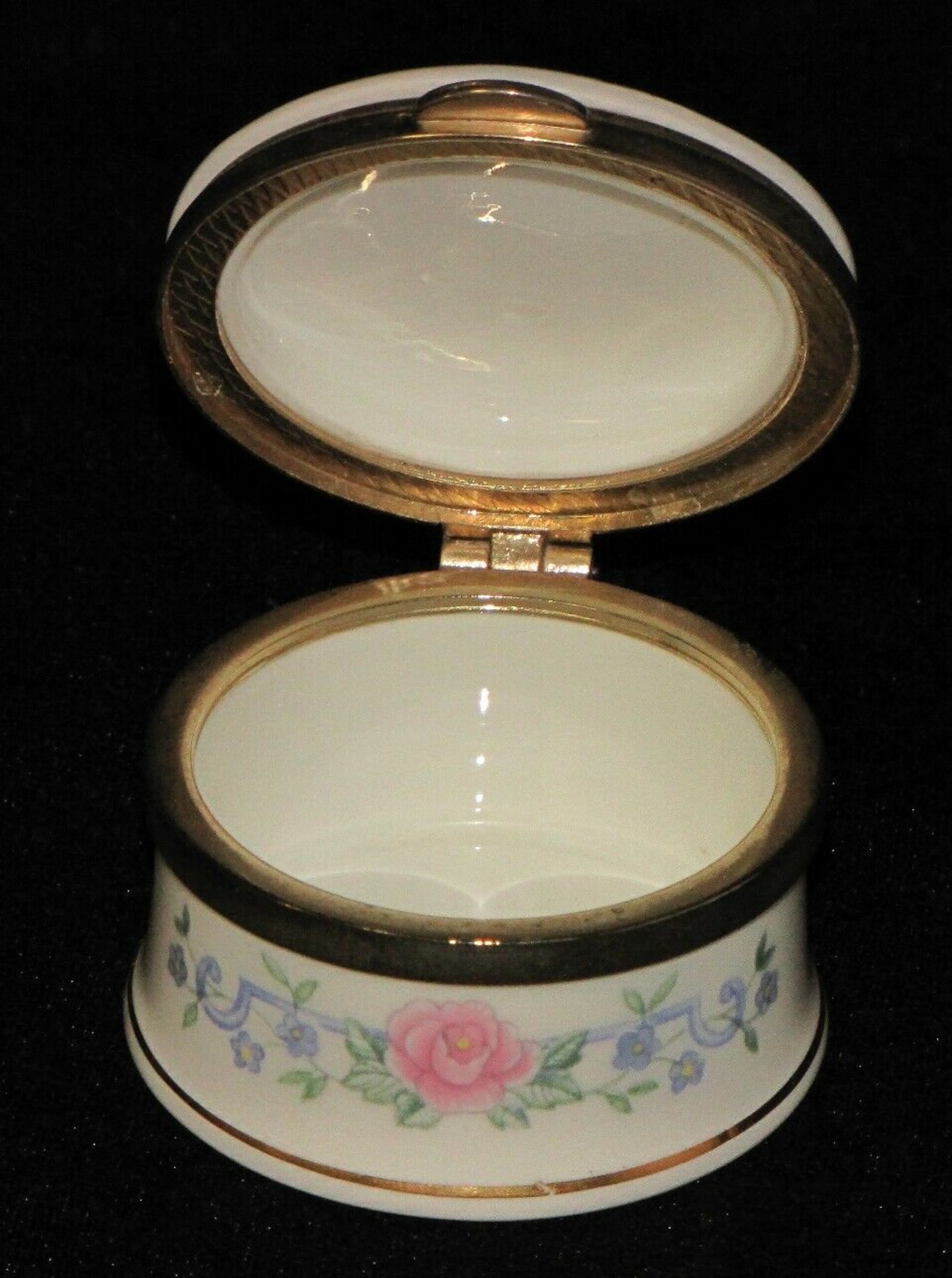 Adorable Vintage Falcon China Staffordshire England Hinged Trinket Box