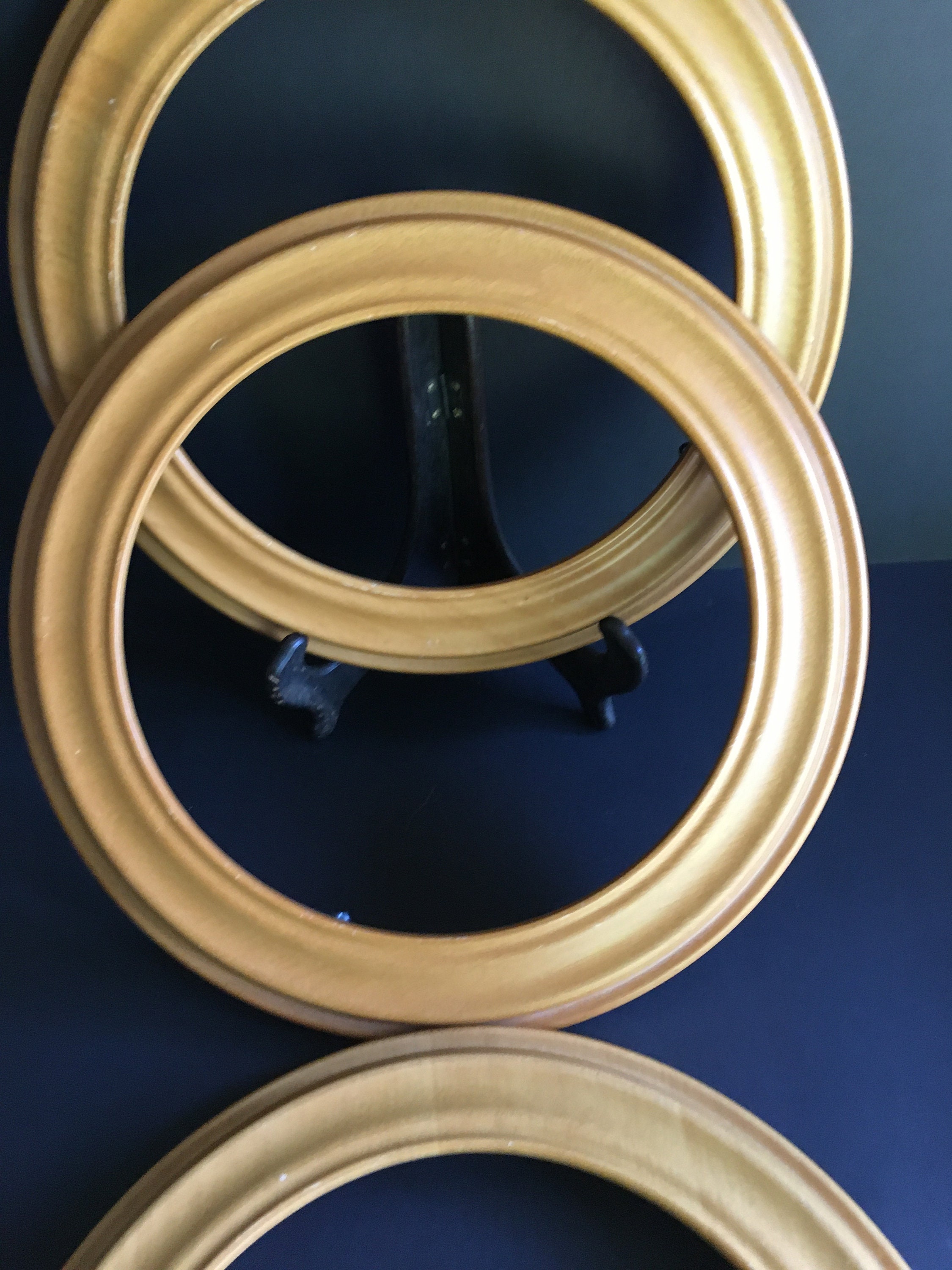 Set of 3 Vanhygan & Smythe Round Wood Plate Frames in a Etsy